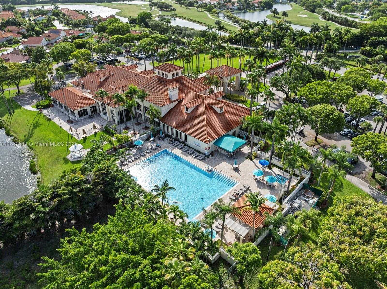 Small Image of 5194 NORTH WEST 106TH AVE, Doral Number 51