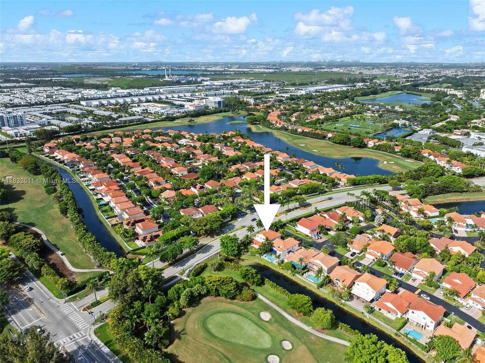 Small Image of 5194 NORTH WEST 106TH AVE, Doral Number 54