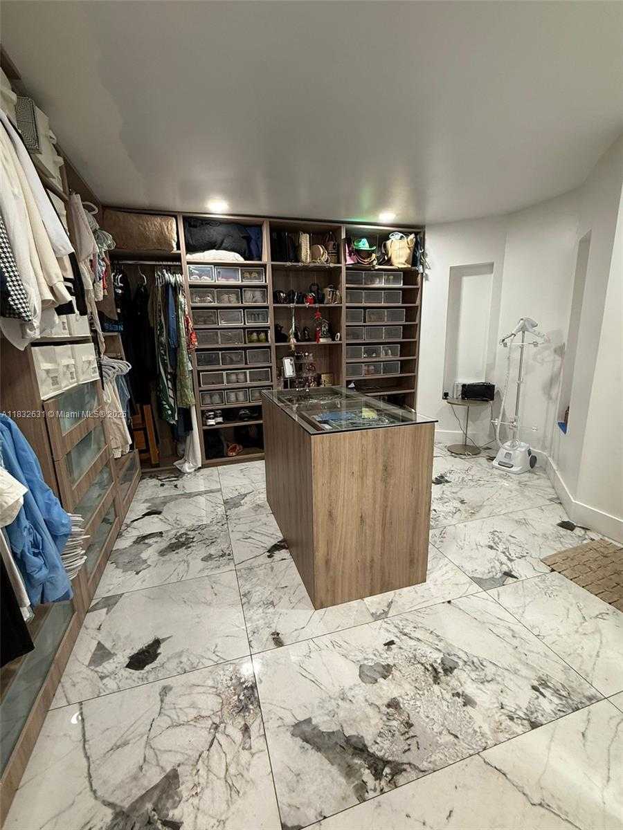 Small Image of 5838 MADISON ST, Hollywood Number 13