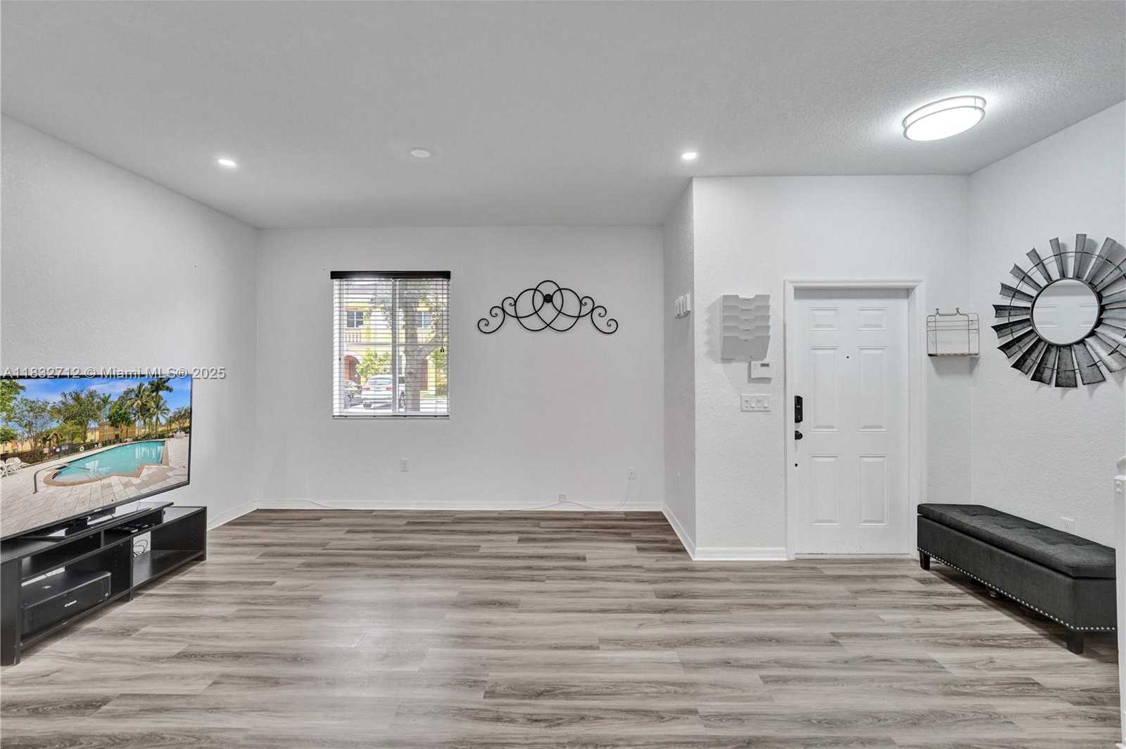 Small Image of 8993 SOUTH WEST 17TH CT, Miramar Number 13