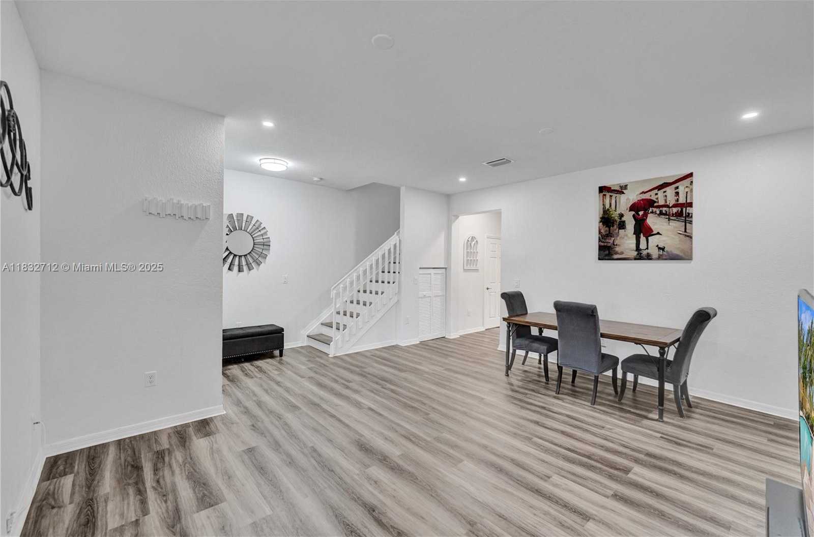 Small Image of 8993 SOUTH WEST 17TH CT, Miramar Number 16