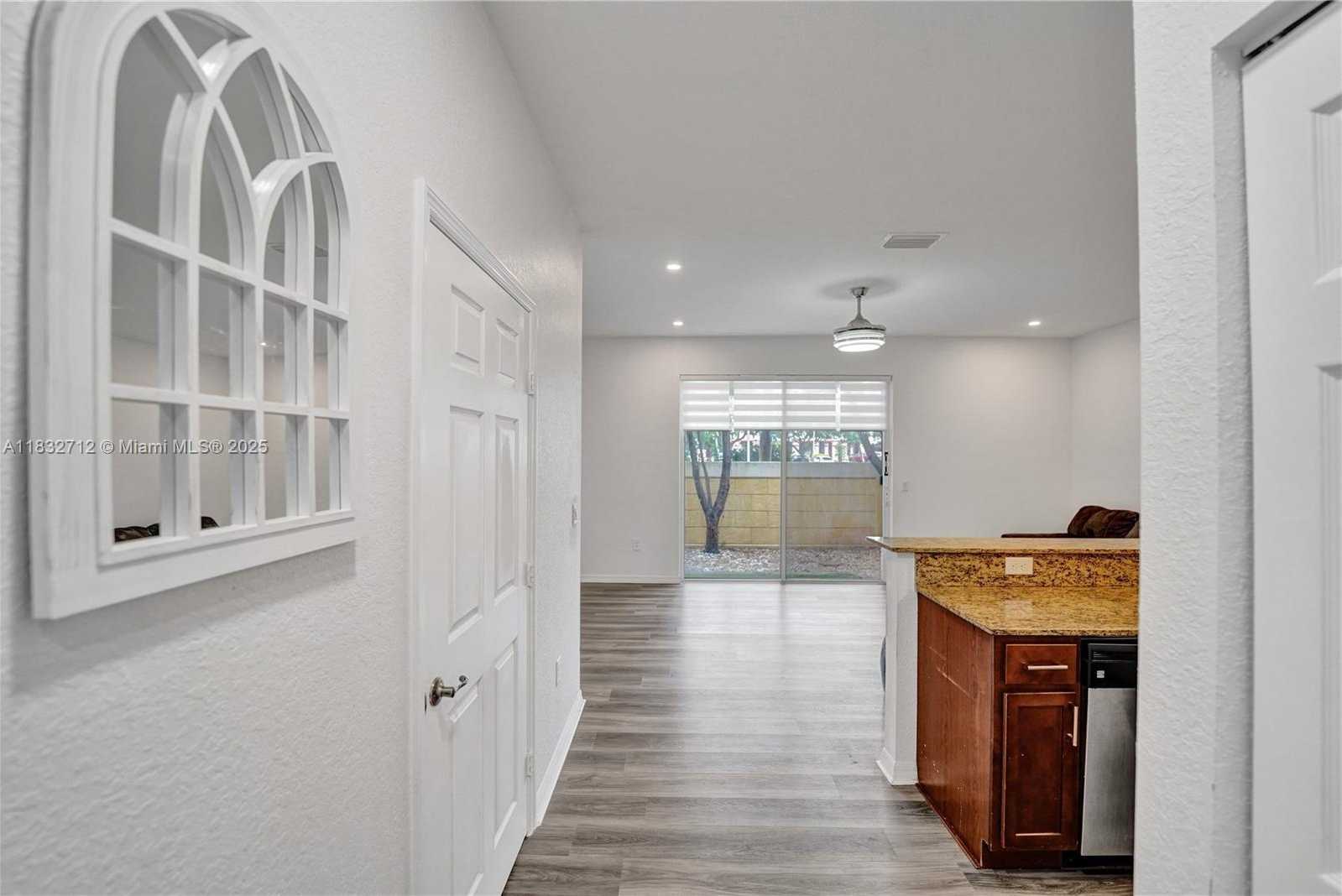 Small Image of 8993 SOUTH WEST 17TH CT, Miramar Number 19