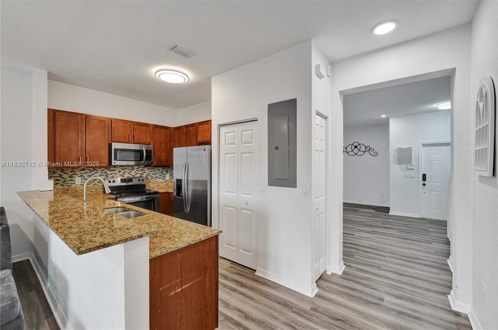 Small Image of 8993 SOUTH WEST 17TH CT, Miramar Number 22