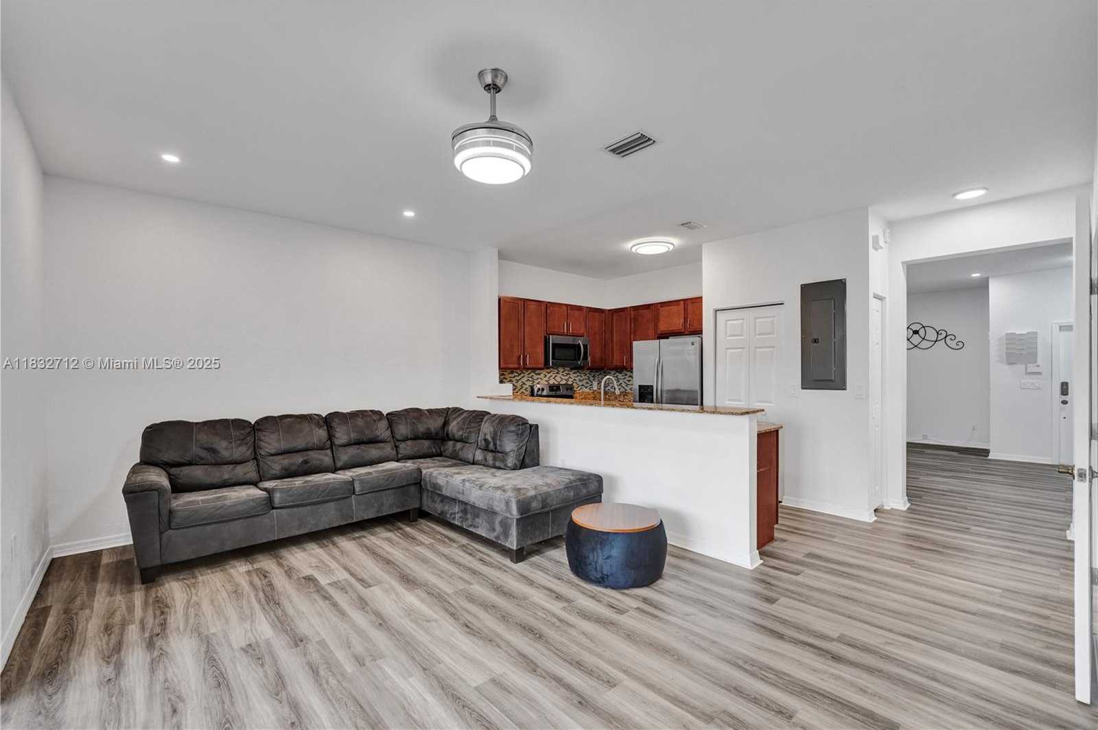 Small Image of 8993 SOUTH WEST 17TH CT, Miramar Number 32