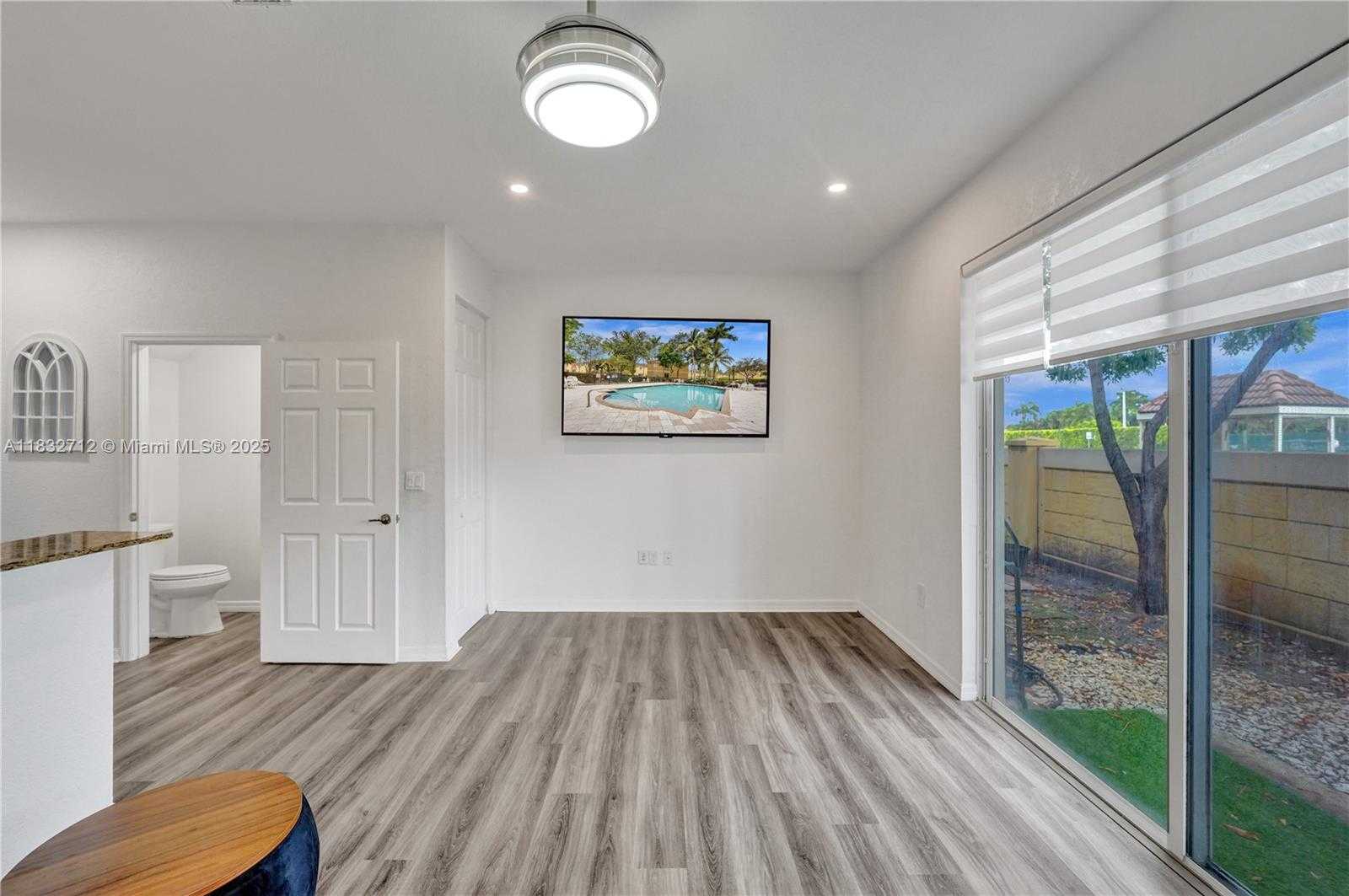 Small Image of 8993 SOUTH WEST 17TH CT, Miramar Number 35