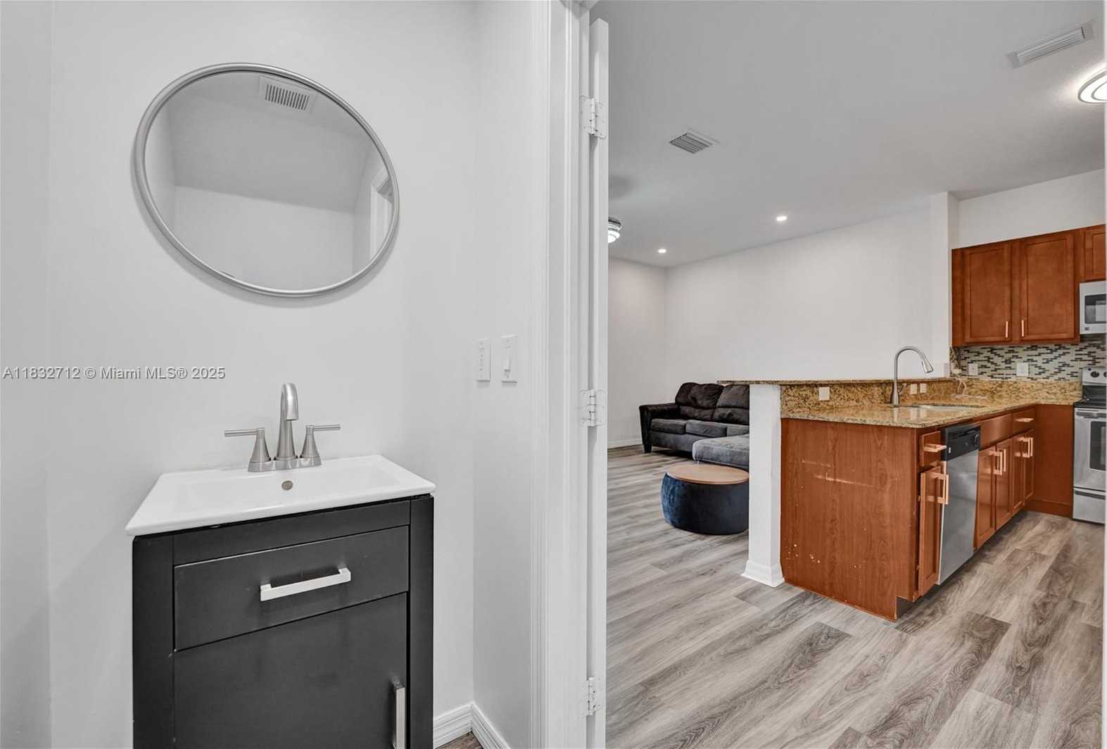 Small Image of 8993 SOUTH WEST 17TH CT, Miramar Number 40