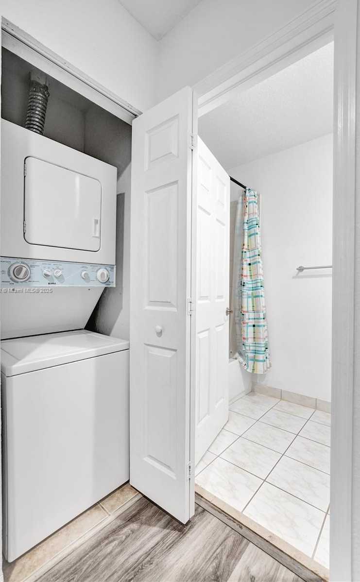 Small Image of 8993 SOUTH WEST 17TH CT, Miramar Number 44