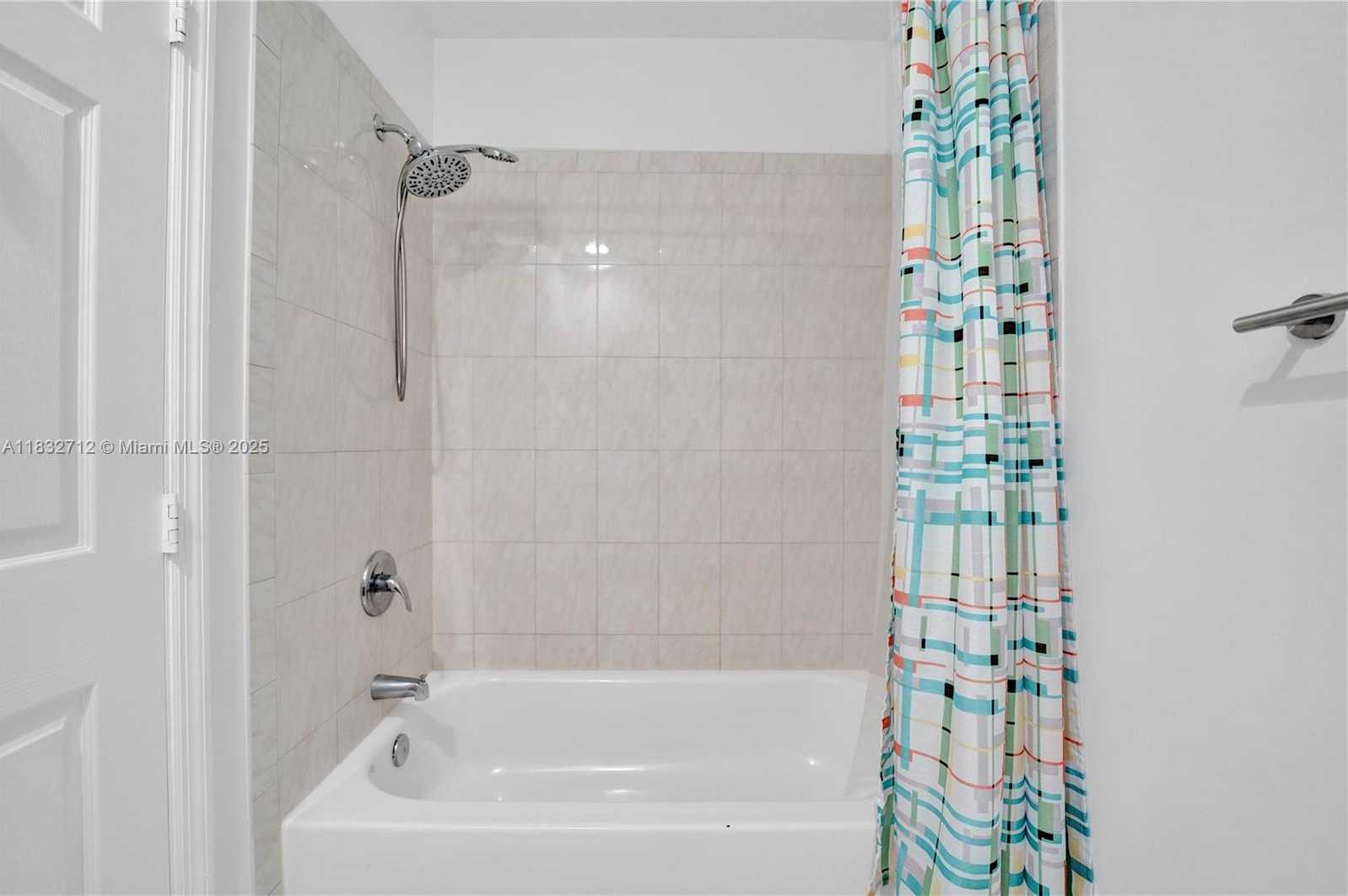 Small Image of 8993 SOUTH WEST 17TH CT, Miramar Number 47
