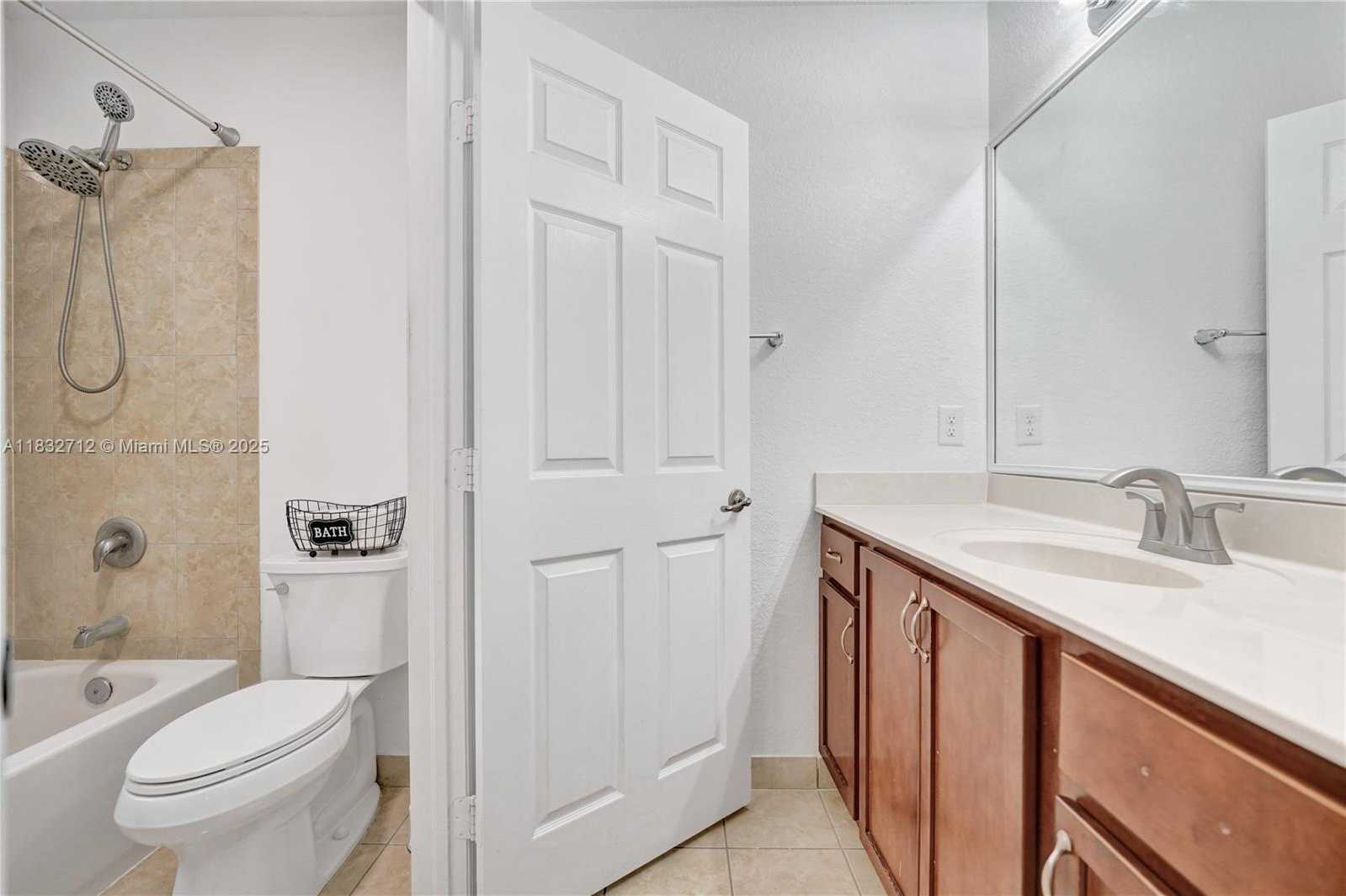 Small Image of 8993 SOUTH WEST 17TH CT, Miramar Number 57