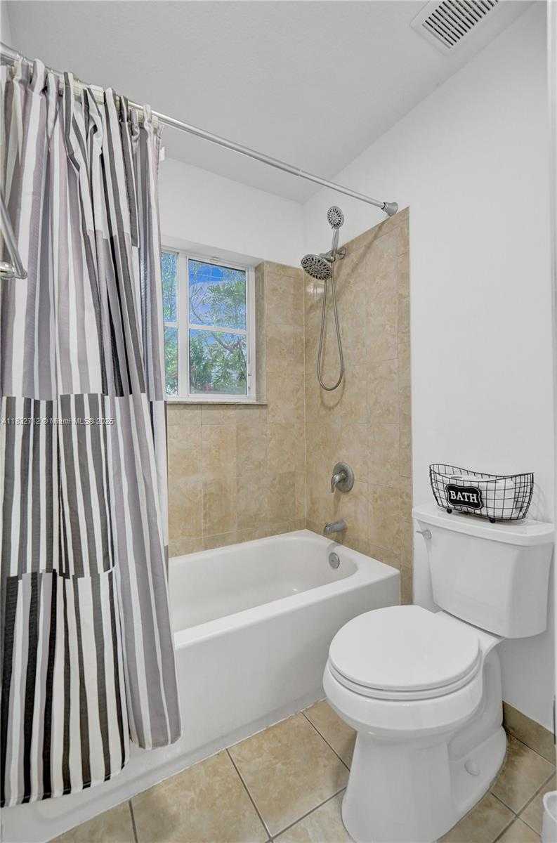 Small Image of 8993 SOUTH WEST 17TH CT, Miramar Number 58