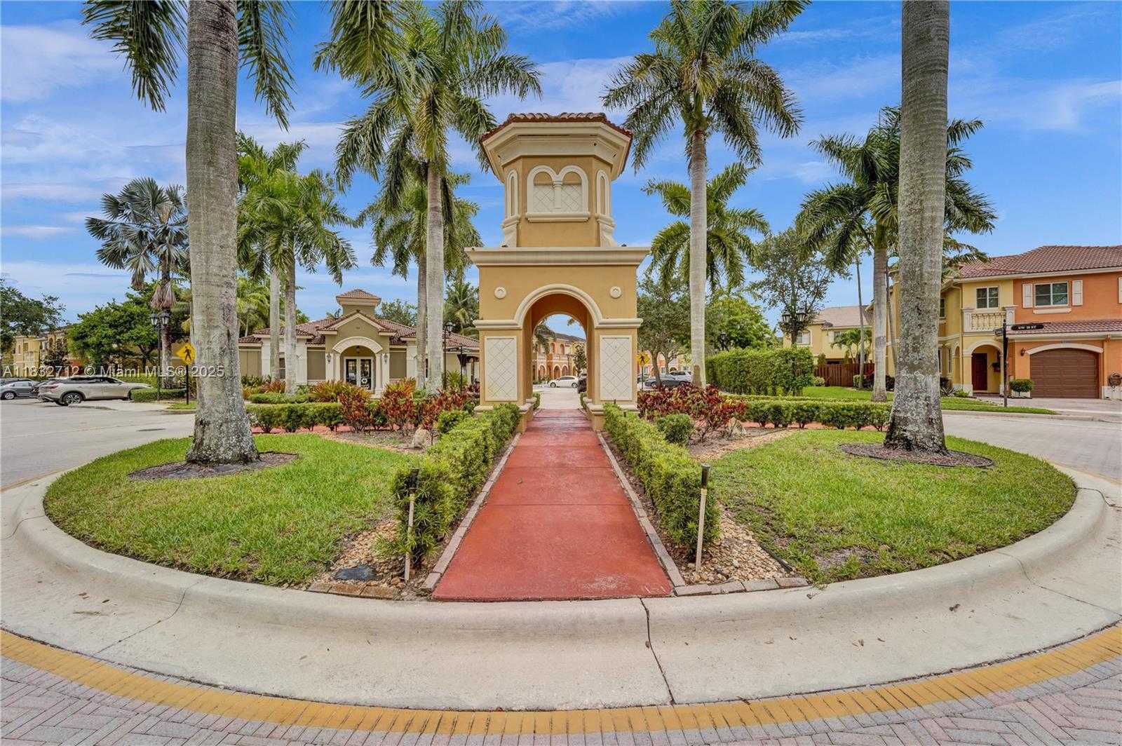 Small Image of 8993 SOUTH WEST 17TH CT, Miramar Number 8