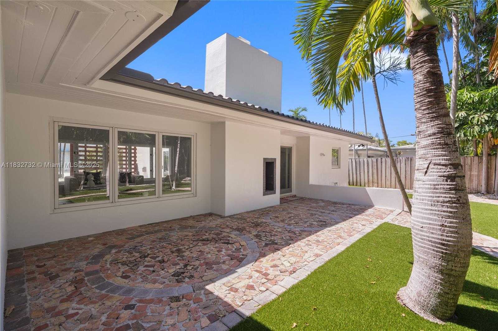 Small Image of 1221 NORTH EAST 87TH ST, Miami Number 13