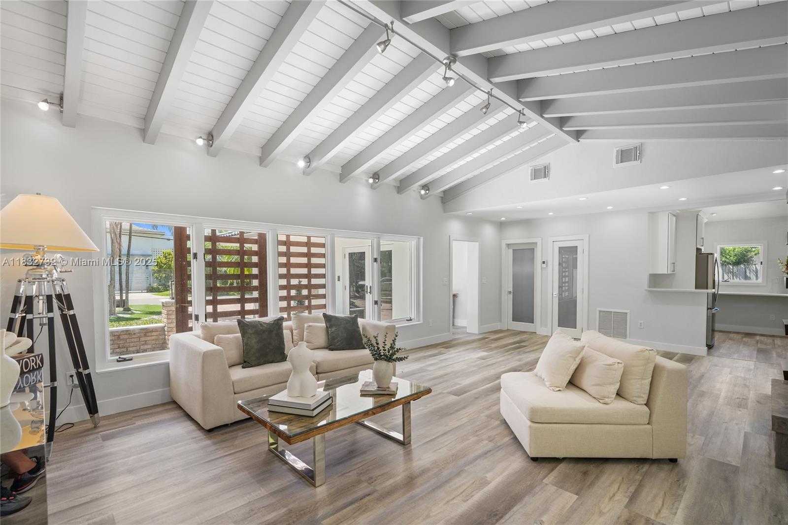 Small Image of 1221 NORTH EAST 87TH ST, Miami Number 19