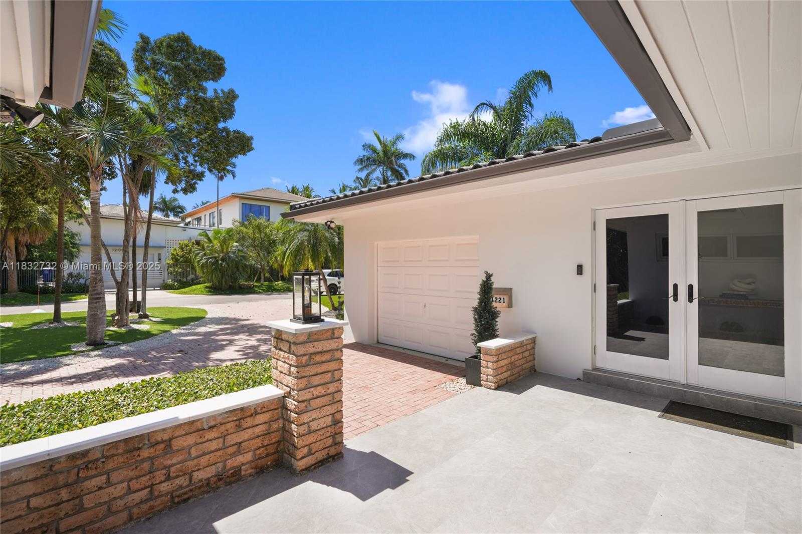 Small Image of 1221 NORTH EAST 87TH ST, Miami Number 25