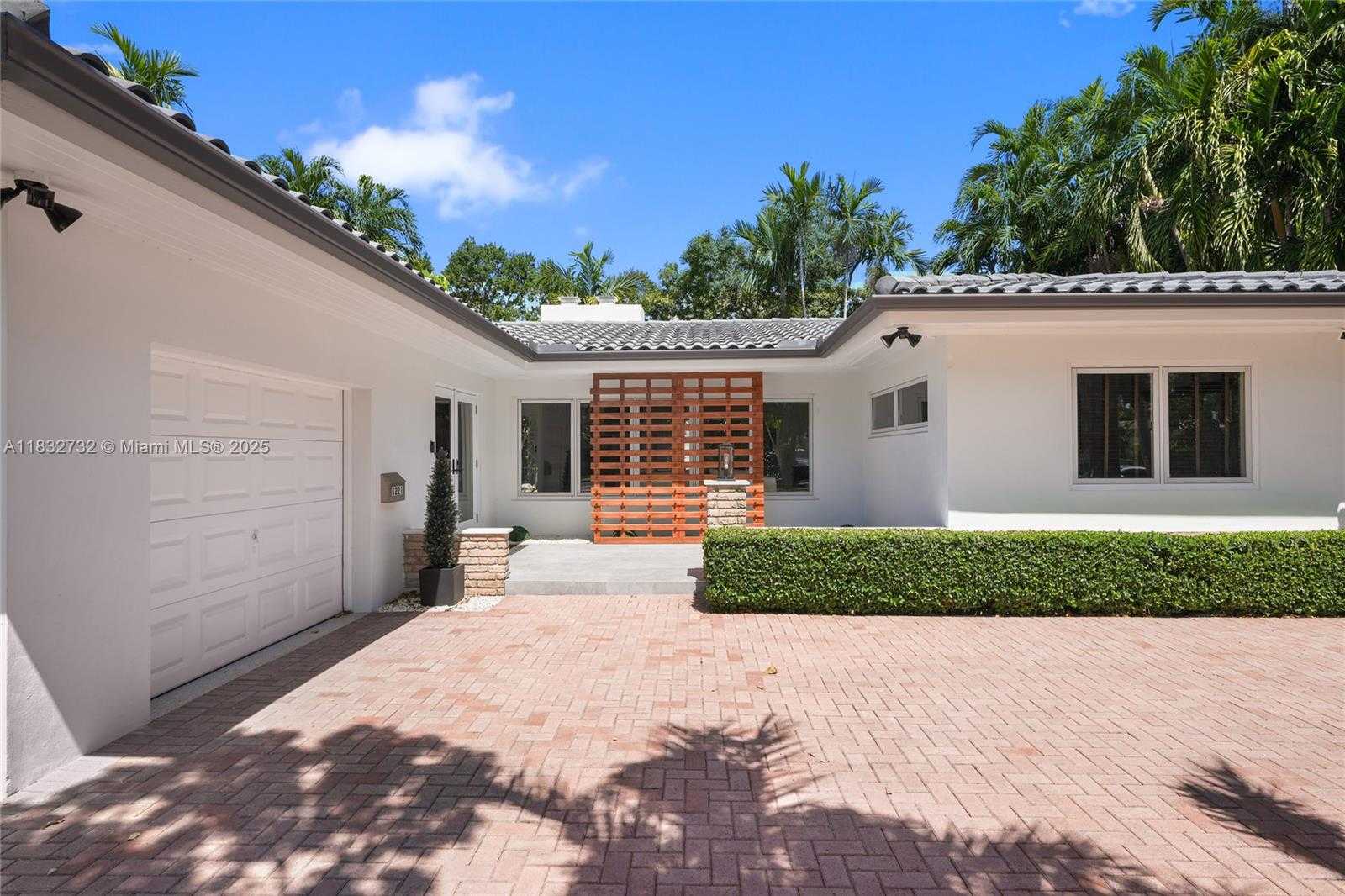 Small Image of 1221 NORTH EAST 87TH ST, Miami Number 3