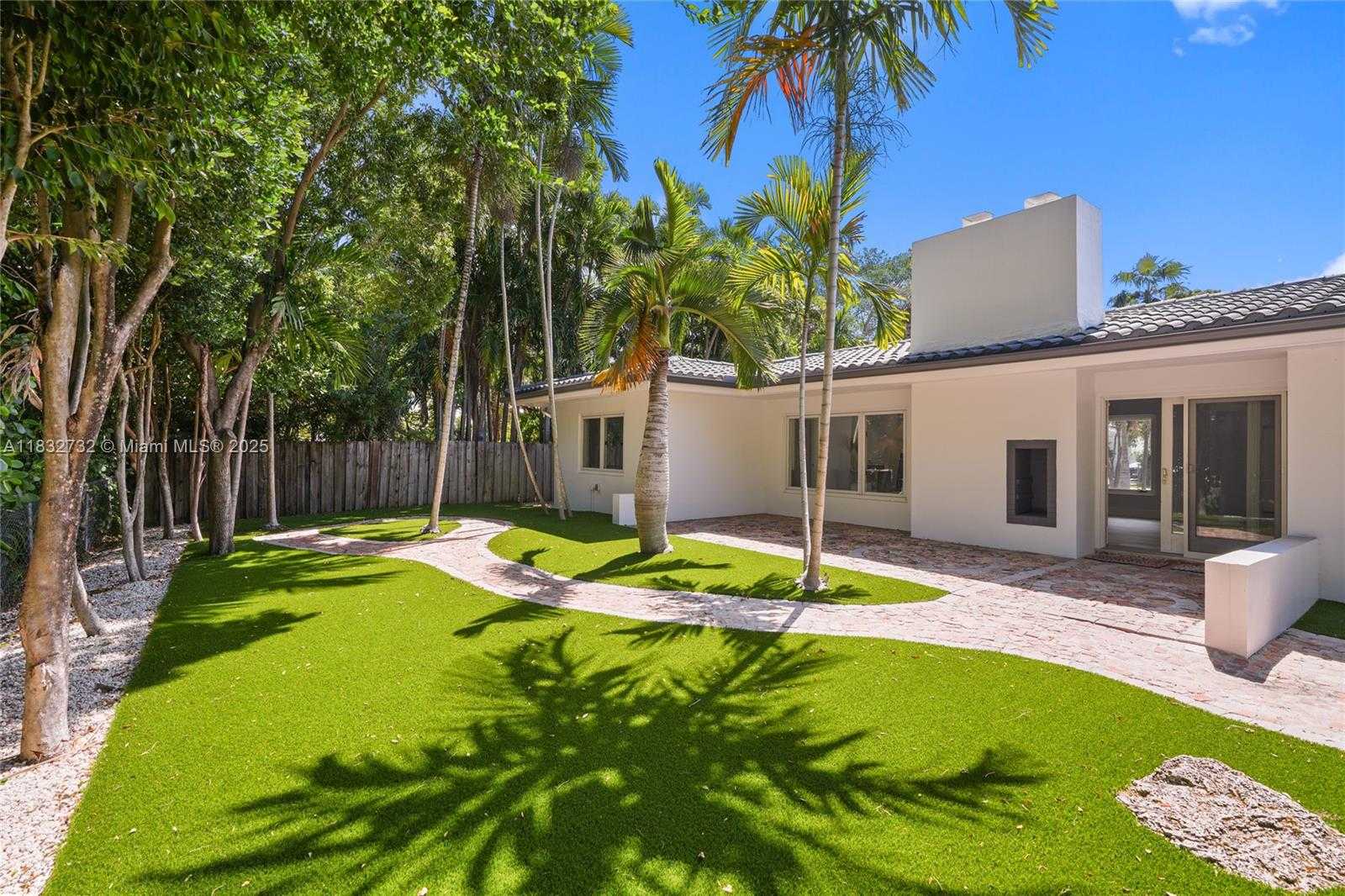 Small Image of 1221 NORTH EAST 87TH ST, Miami Number 7