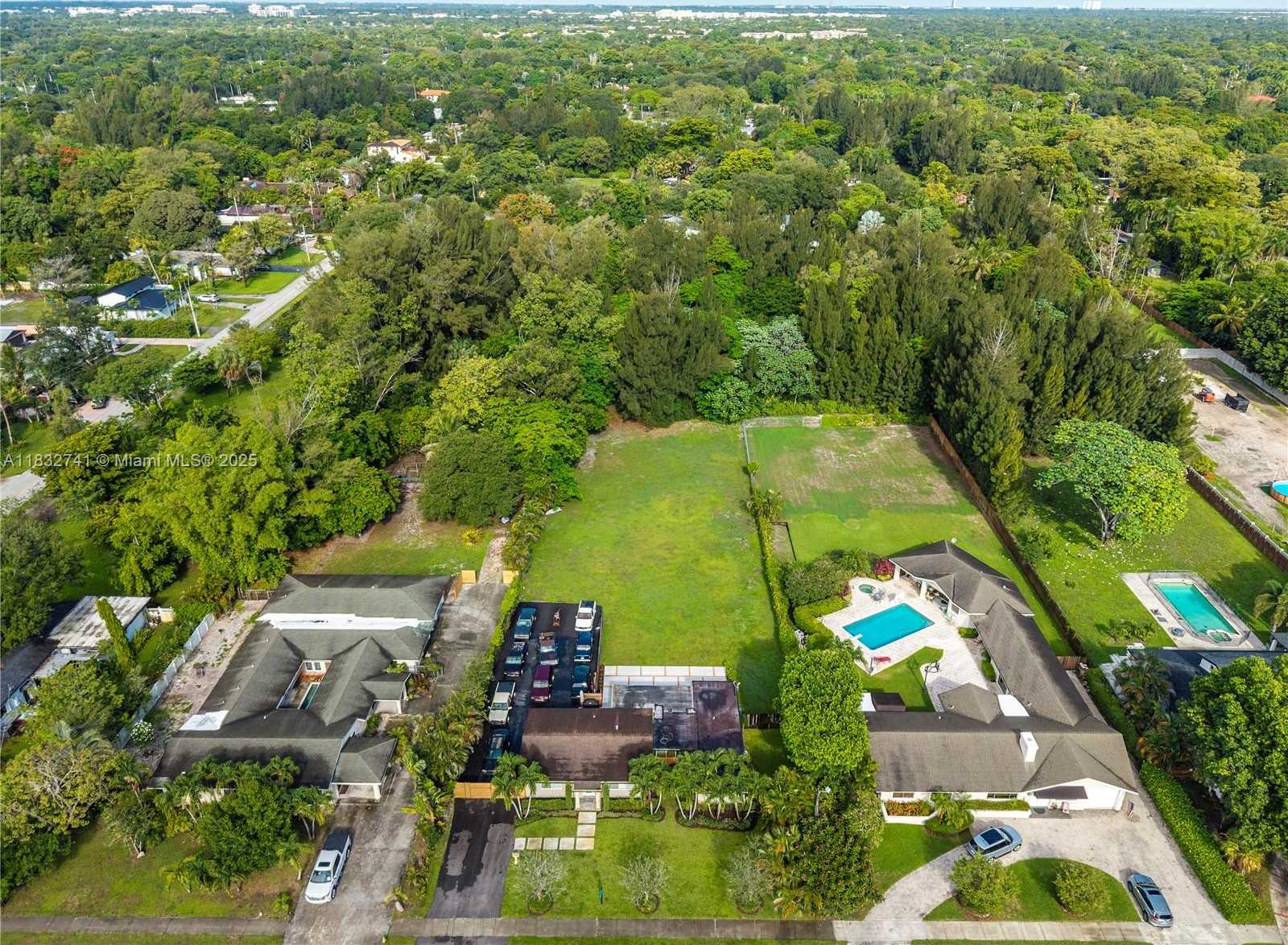 Small Image of 217 EAST ACRE DR, Plantation Number 39