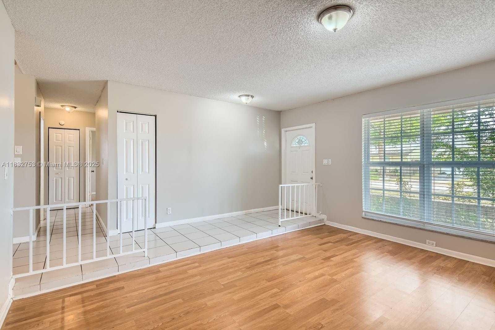 Small Image of 11035 NORTH WEST 27TH ST, Sunrise Number 16