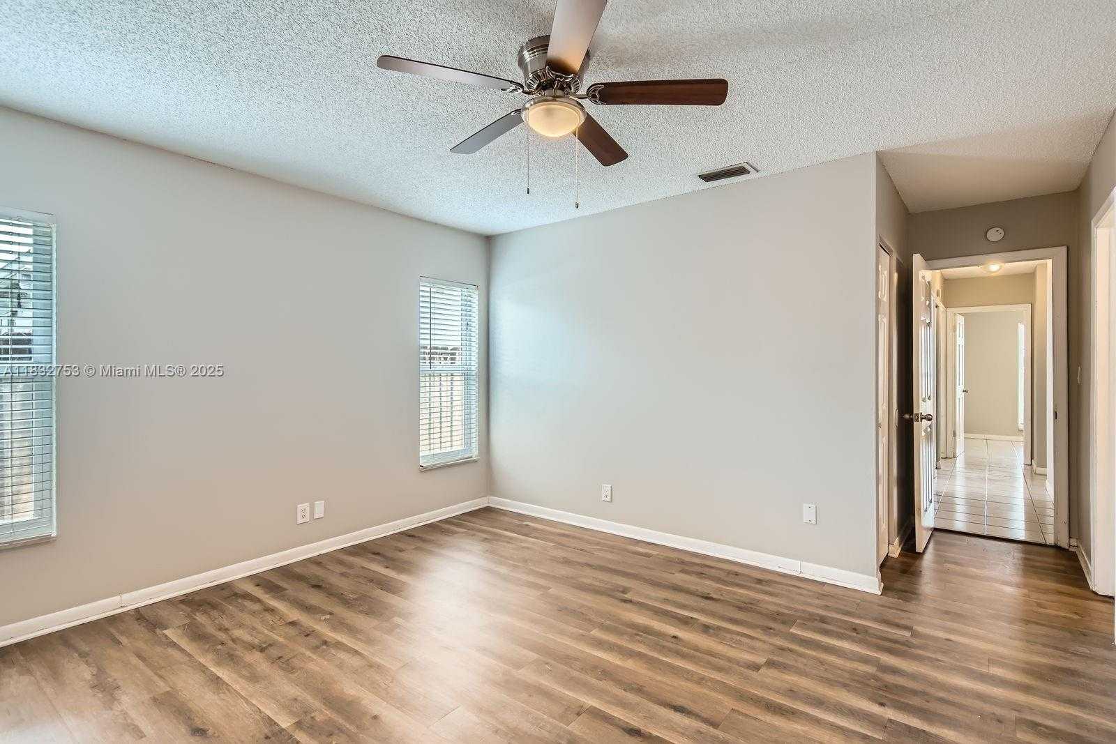 Small Image of 11035 NORTH WEST 27TH ST, Sunrise Number 20