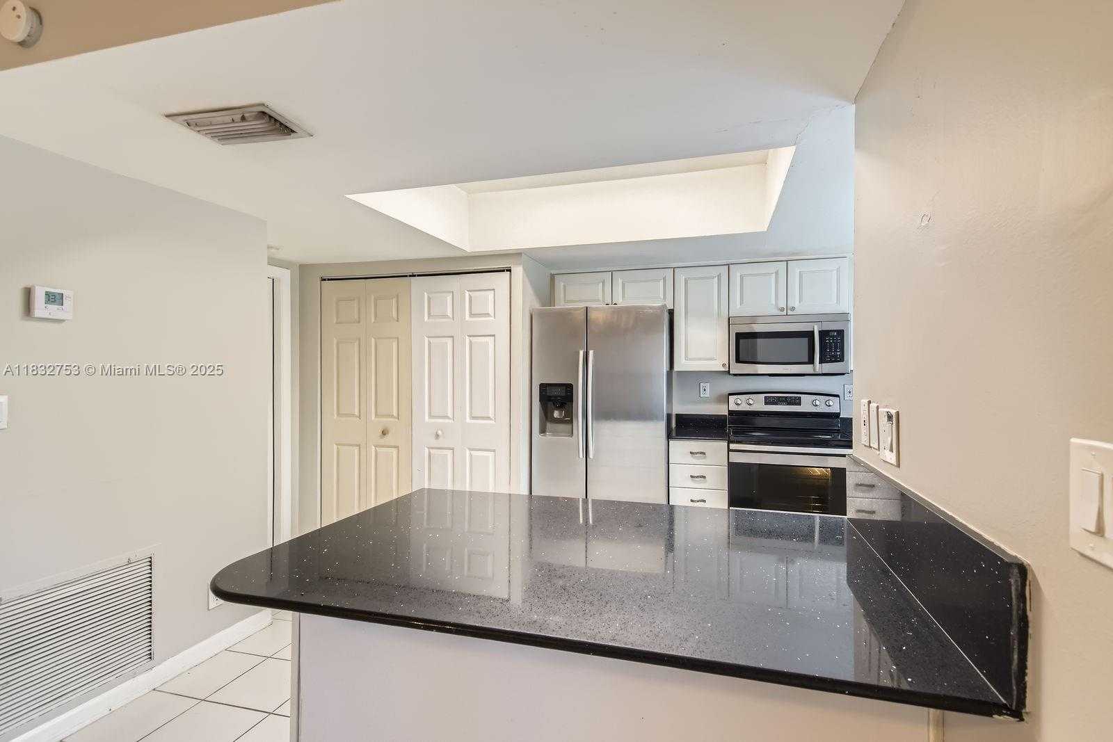 Small Image of 11035 NORTH WEST 27TH ST, Sunrise Number 8