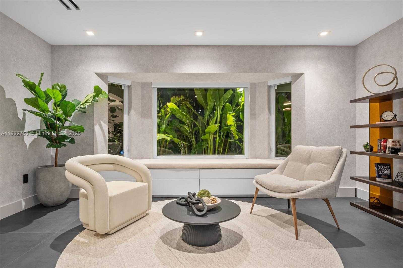 Small Image of 4800 BAY POINT RD, Miami Number 68