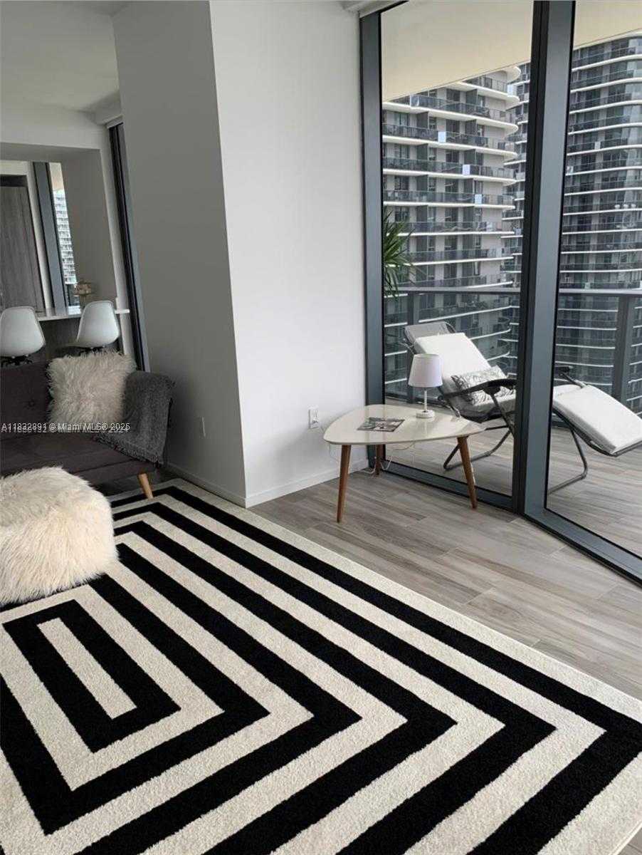 Small Image of 801 S MIAMI AVE, Miami Number 4