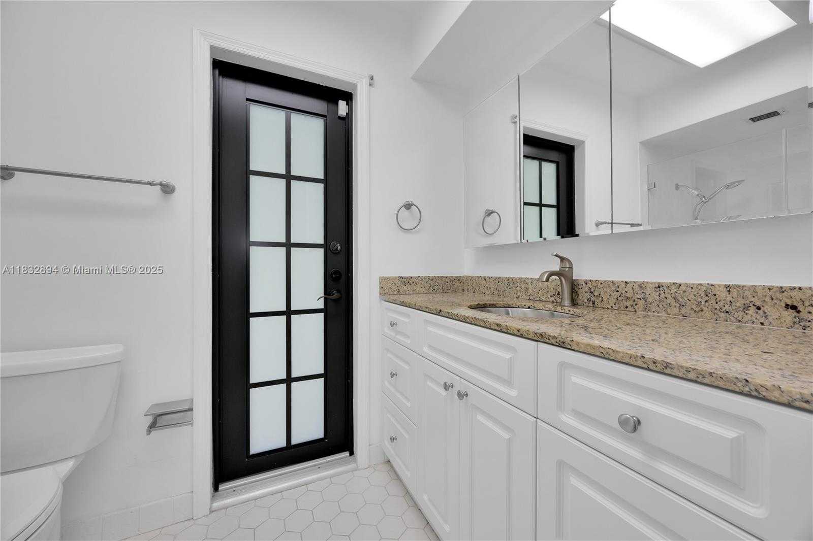 Small Image of 7804 SOUTH WEST 178TH TER, Palmetto Bay Number 25