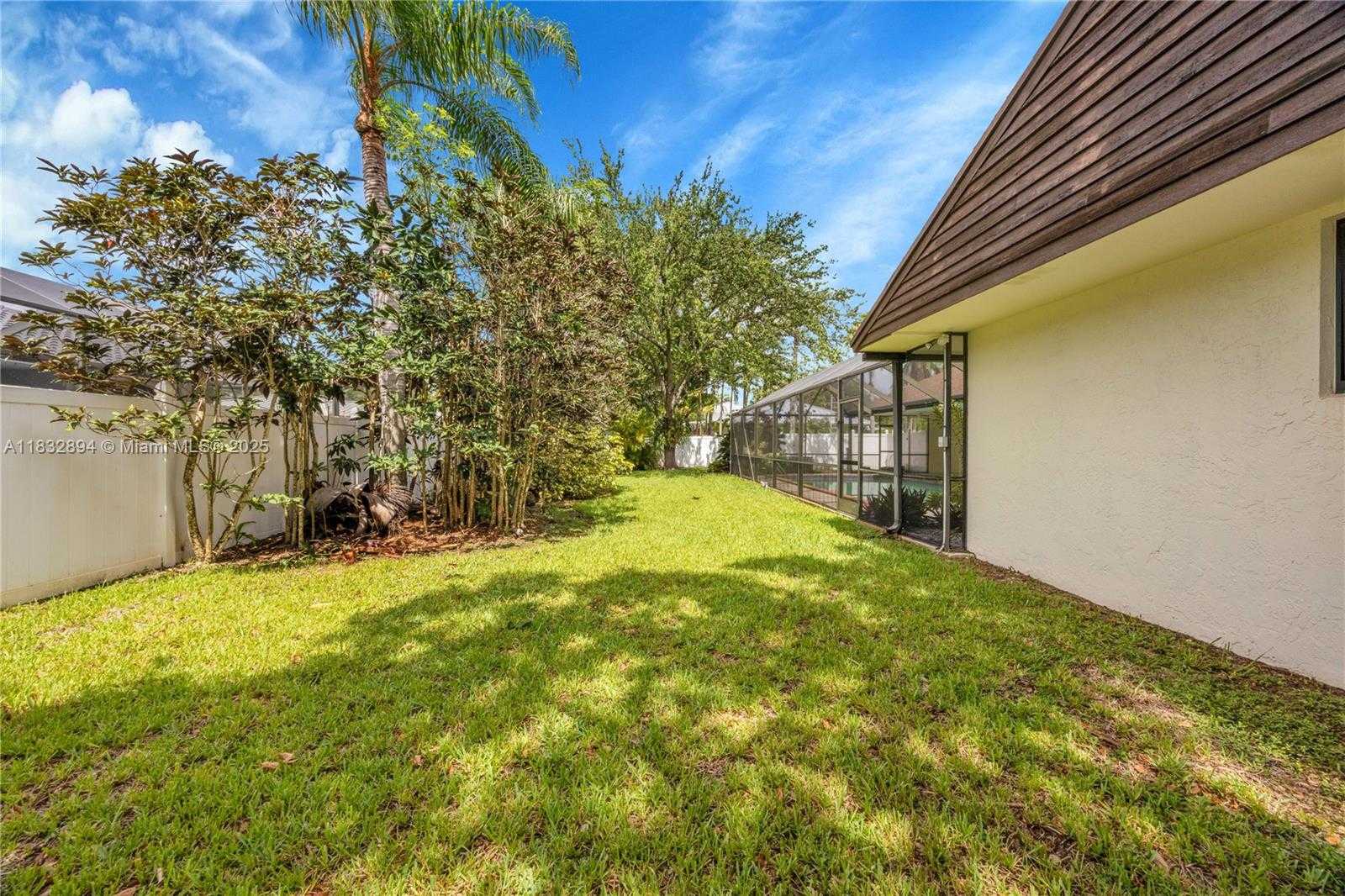 Small Image of 7804 SOUTH WEST 178TH TER, Palmetto Bay Number 34