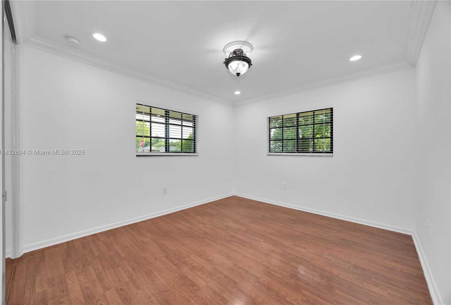 Small Image of 7804 SOUTH WEST 178TH TER, Palmetto Bay Number 38