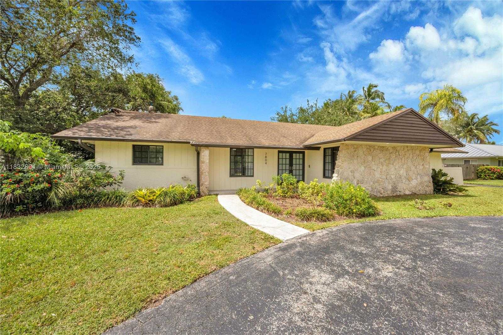 Small Image of 7804 SOUTH WEST 178TH TER, Palmetto Bay Number 6
