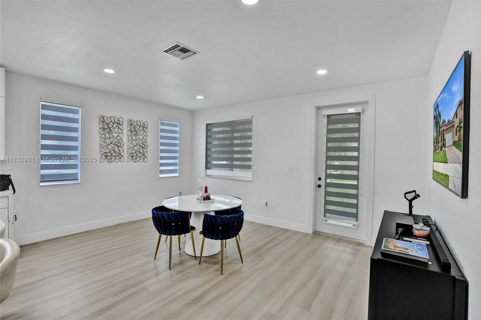 Small Image of 20629 NORTH WEST 12TH CT, Miami Gardens Number 13