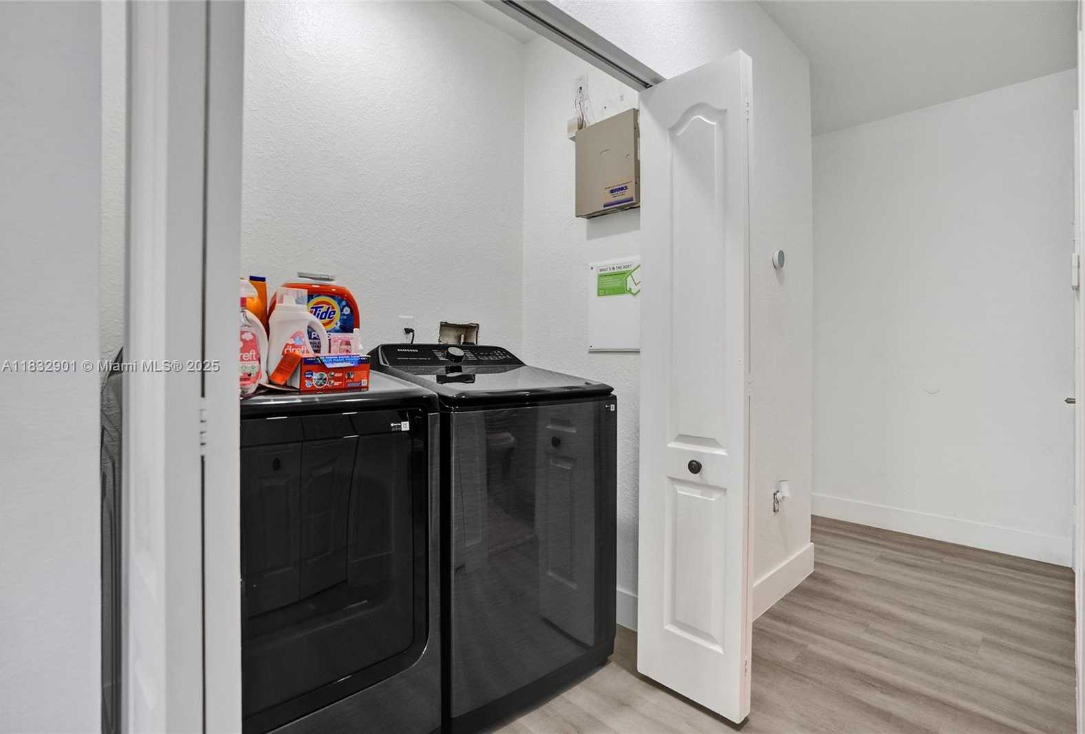 Small Image of 20629 NORTH WEST 12TH CT, Miami Gardens Number 29