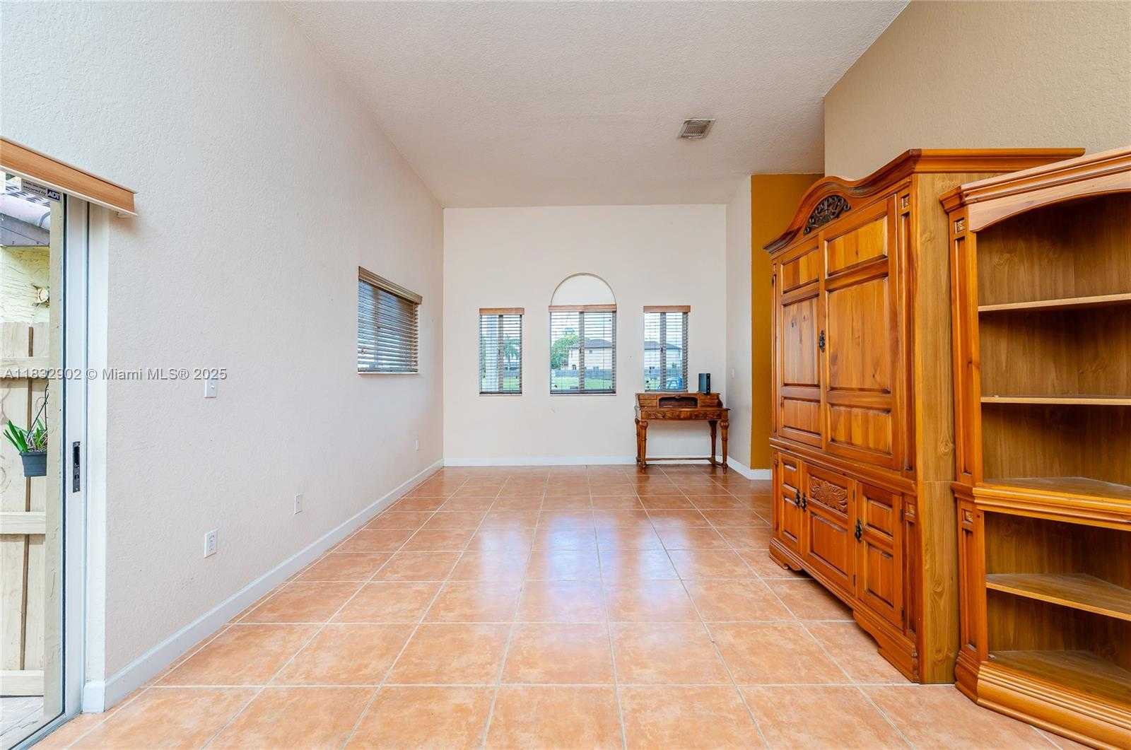 Small Image of 2605 NORTH EAST 41ST CIR, Homestead Number 14