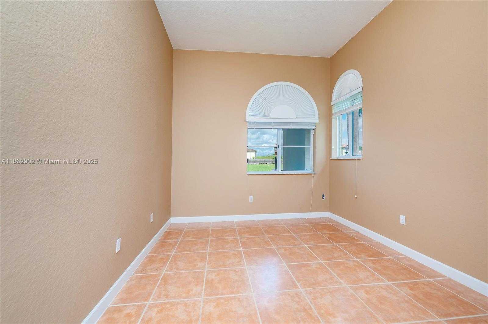 Small Image of 2605 NORTH EAST 41ST CIR, Homestead Number 26