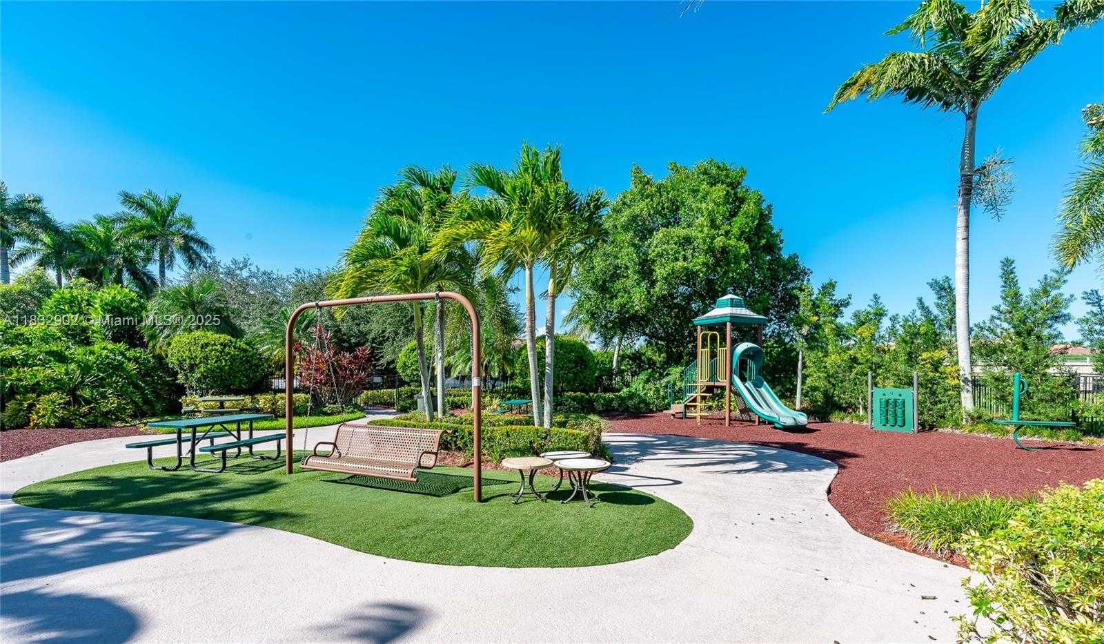 Small Image of 2605 NORTH EAST 41ST CIR, Homestead Number 30