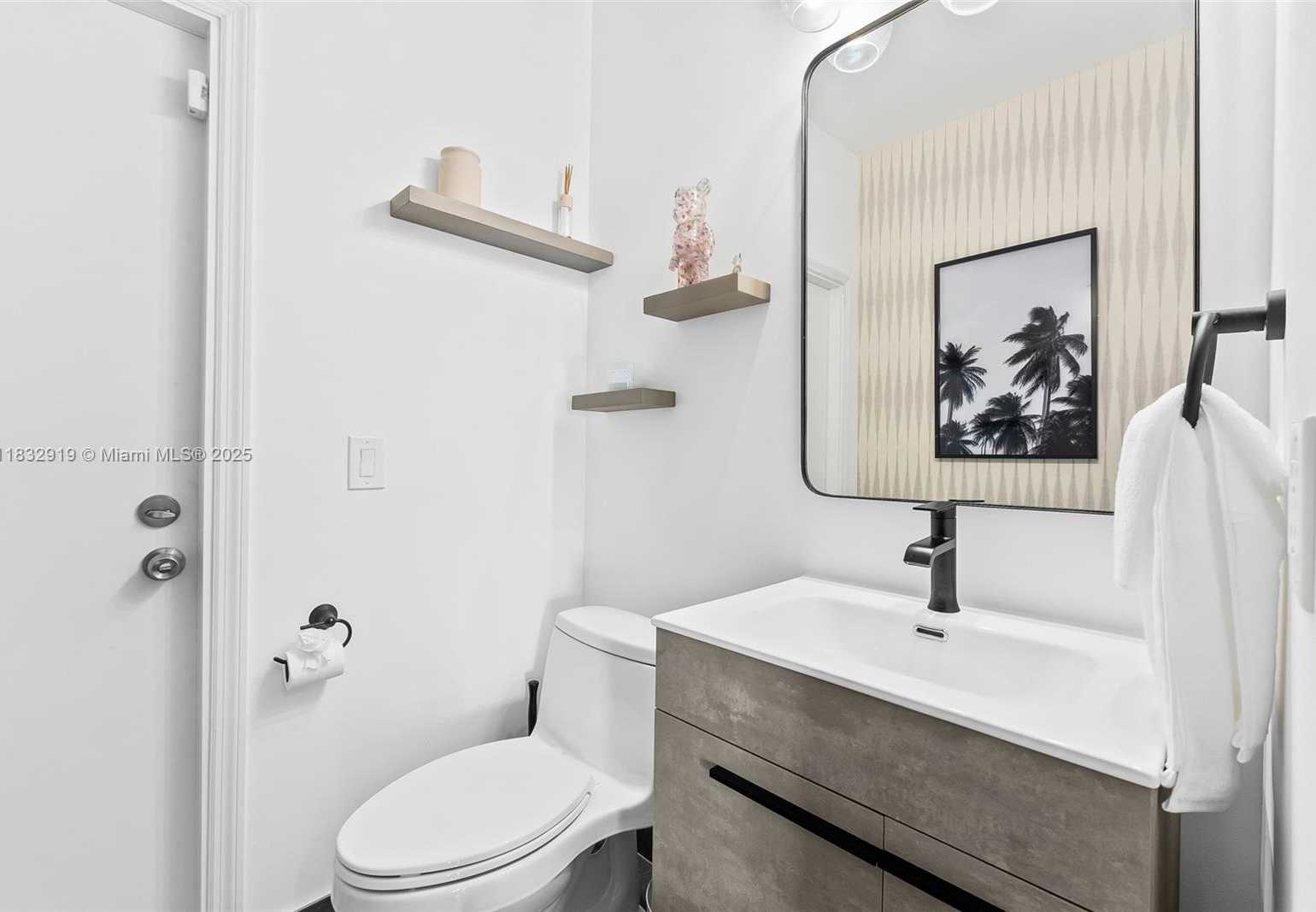 Small Image of 17723 TIFFANY TRACE DR, Boca Raton Number 16