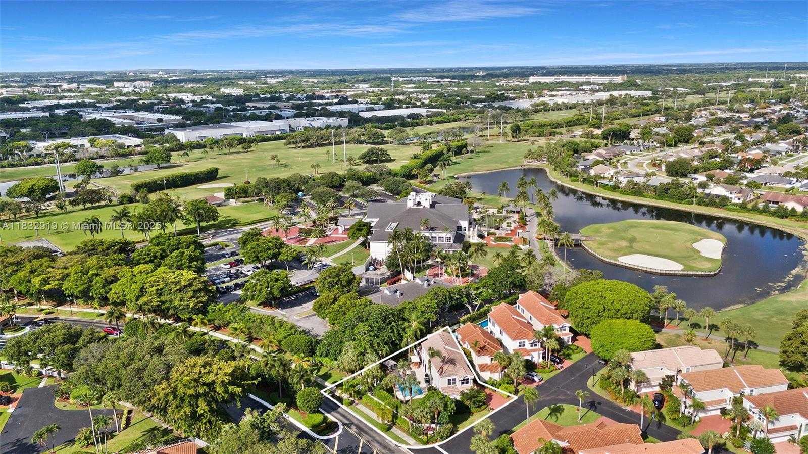 Small Image of 17723 TIFFANY TRACE DR, Boca Raton Number 39