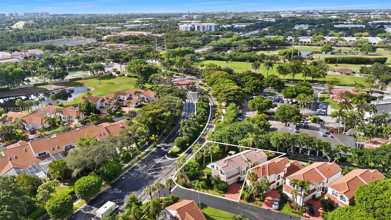 Small Image of 17723 TIFFANY TRACE DR, Boca Raton Number 42