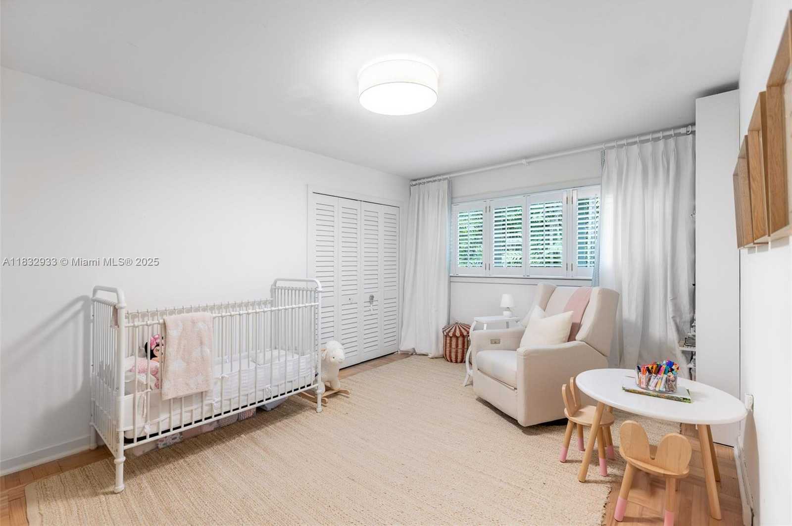 Small Image of 6915 BARQUERA ST, Coral Gables Number 16