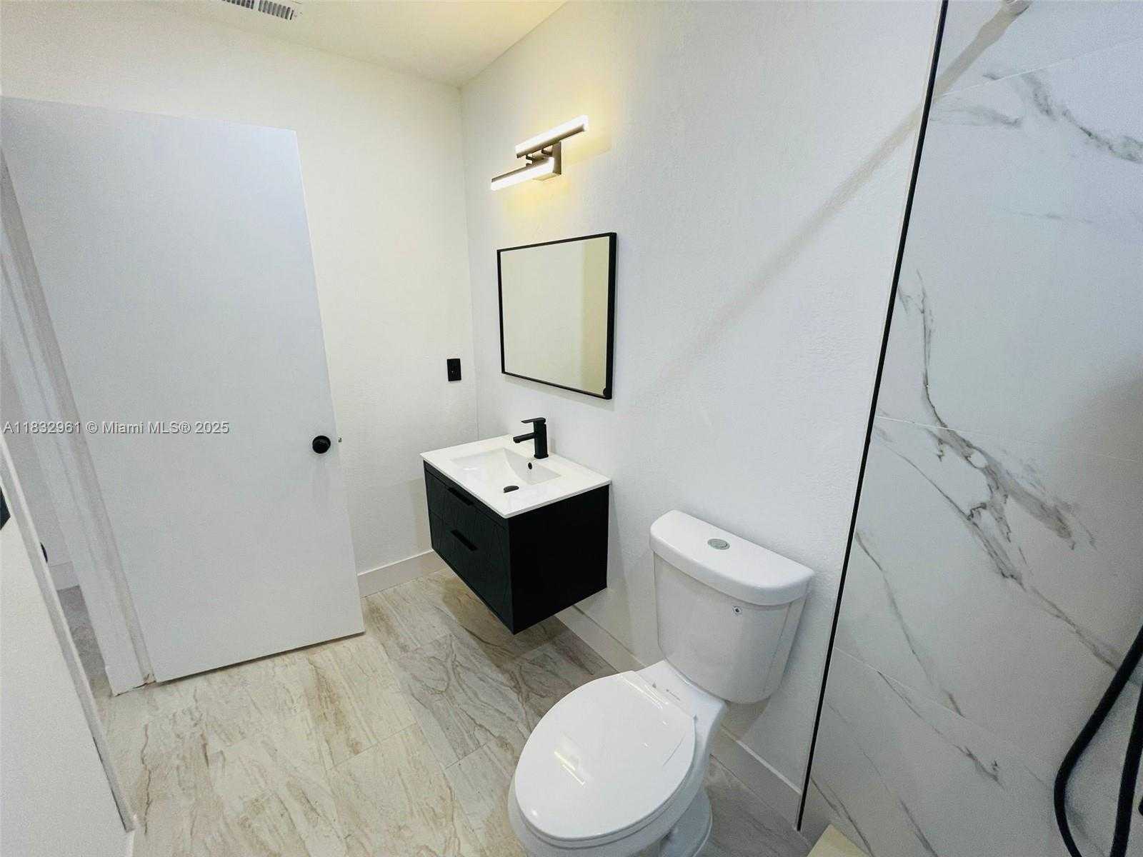 Small Image of 12740 SOUTH WEST 249TH TER, Homestead Number 16