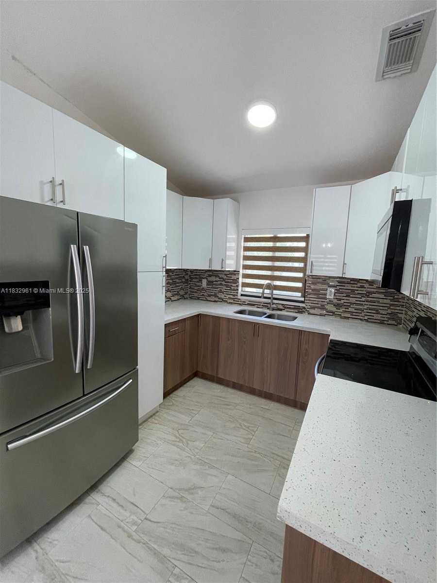 Small Image of 12740 SOUTH WEST 249TH TER, Homestead Number 4