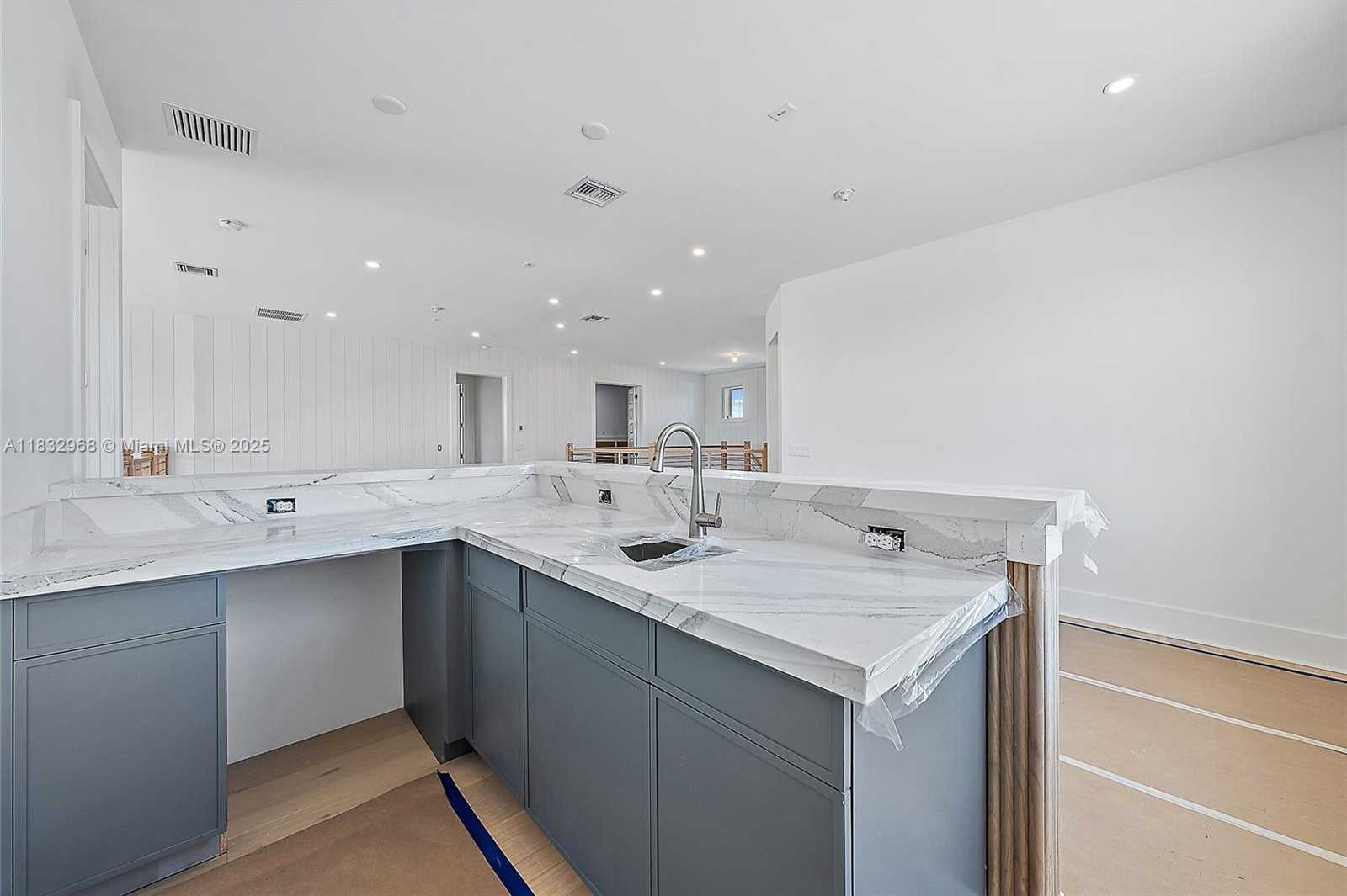 Small Image of 19505 SOUTH EAST TURNBRIDGE DR, Jupiter Number 27