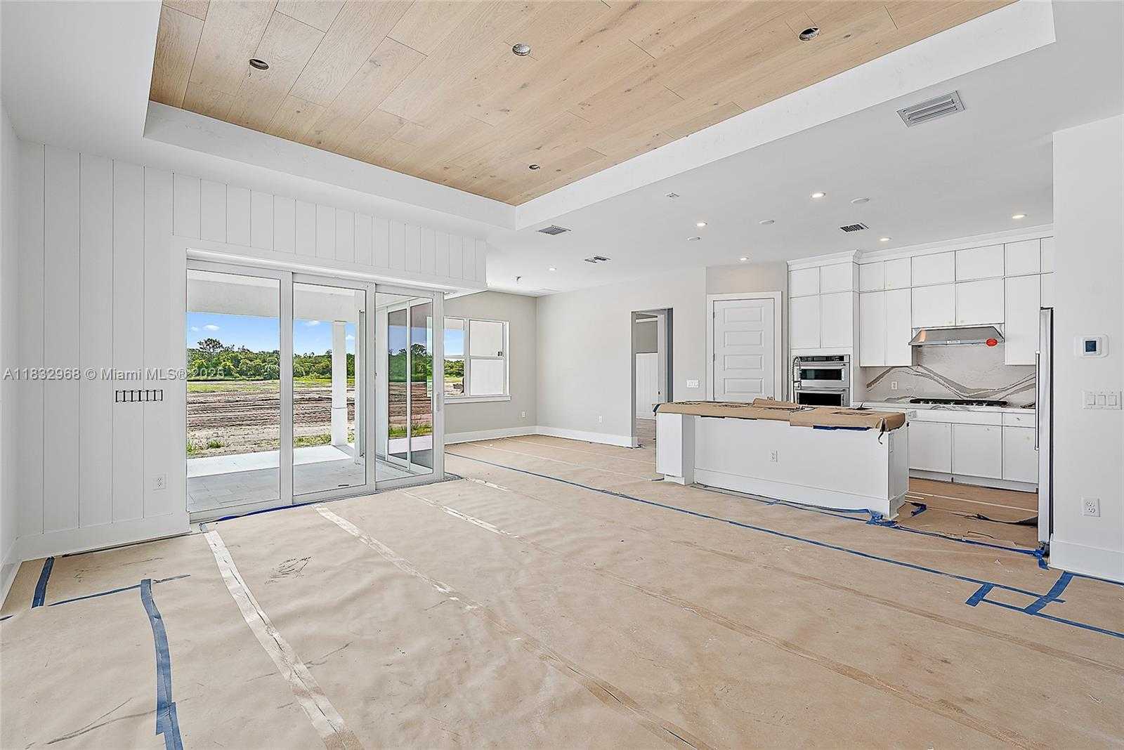 Small Image of 19505 SOUTH EAST TURNBRIDGE DR, Jupiter Number 38