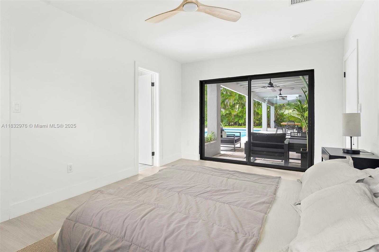 Small Image of 15121 SOUTH WEST 69TH CT, Palmetto Bay Number 34