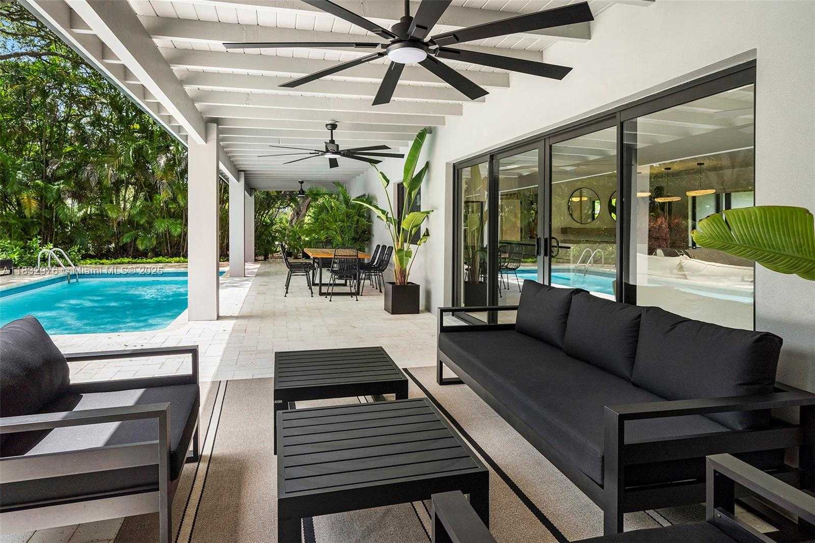 Small Image of 15121 SOUTH WEST 69TH CT, Palmetto Bay Number 52