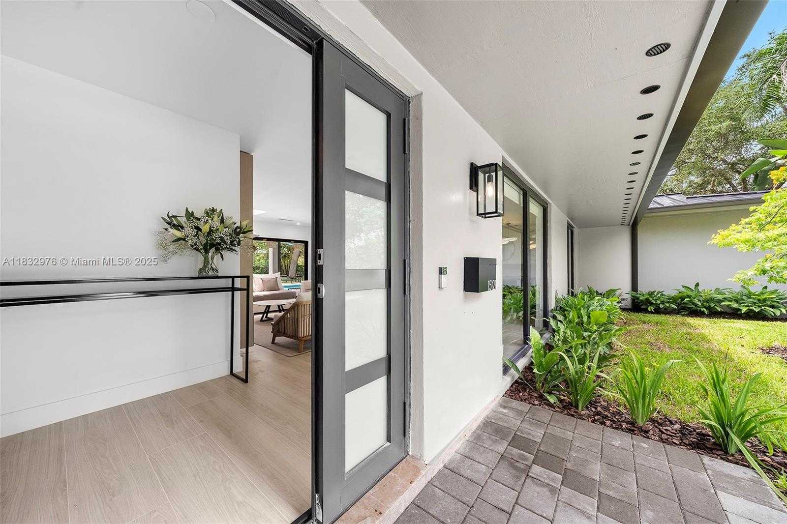 Small Image of 15121 SOUTH WEST 69TH CT, Palmetto Bay Number 6