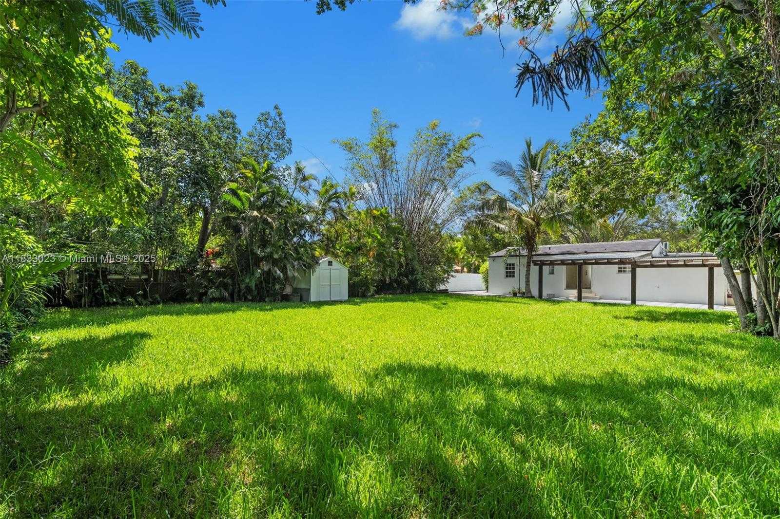 Small Image of 1003 NORTH EAST 115 ST, Biscayne Park Number 11