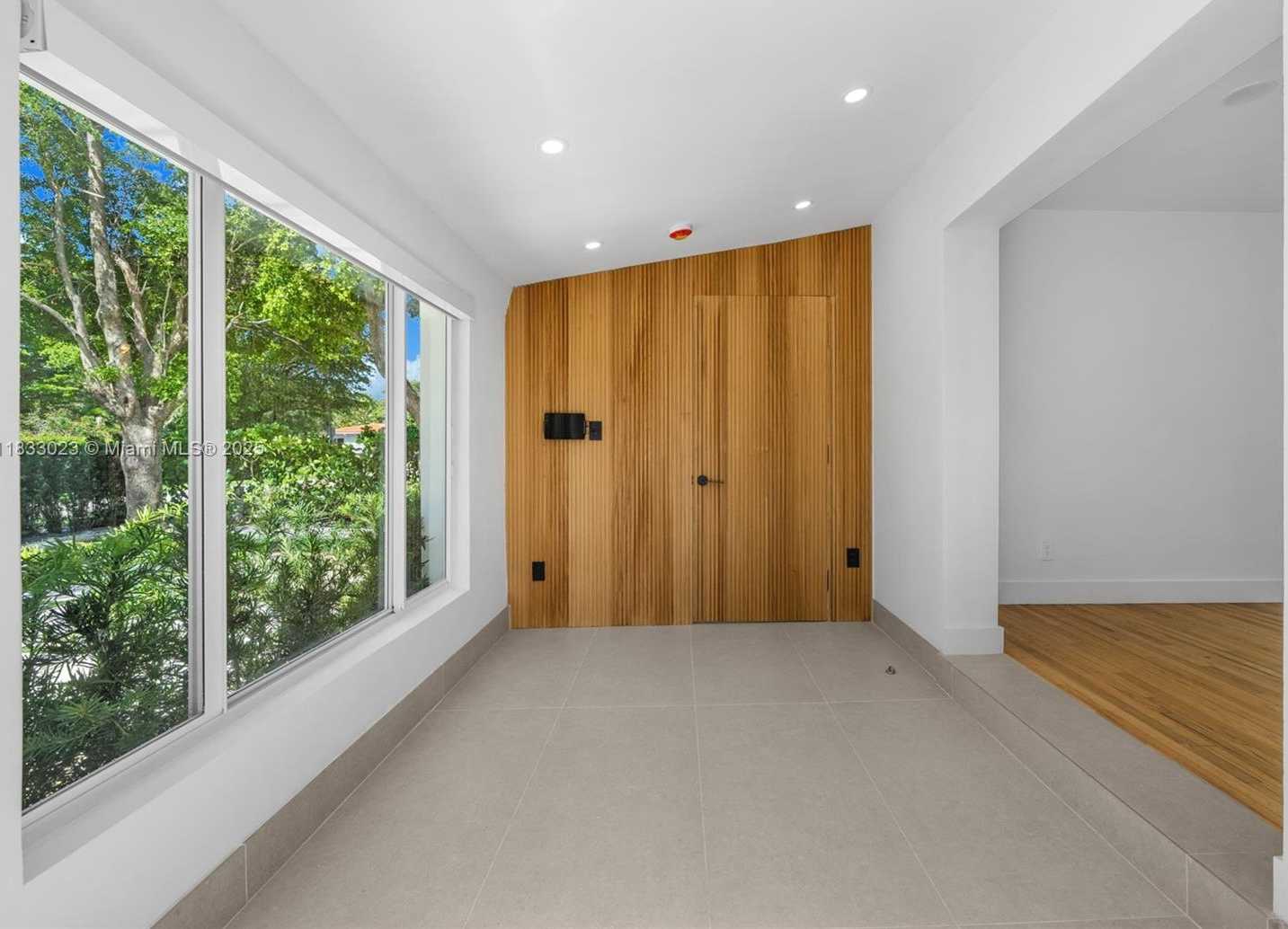 Small Image of 1003 NORTH EAST 115 ST, Biscayne Park Number 15