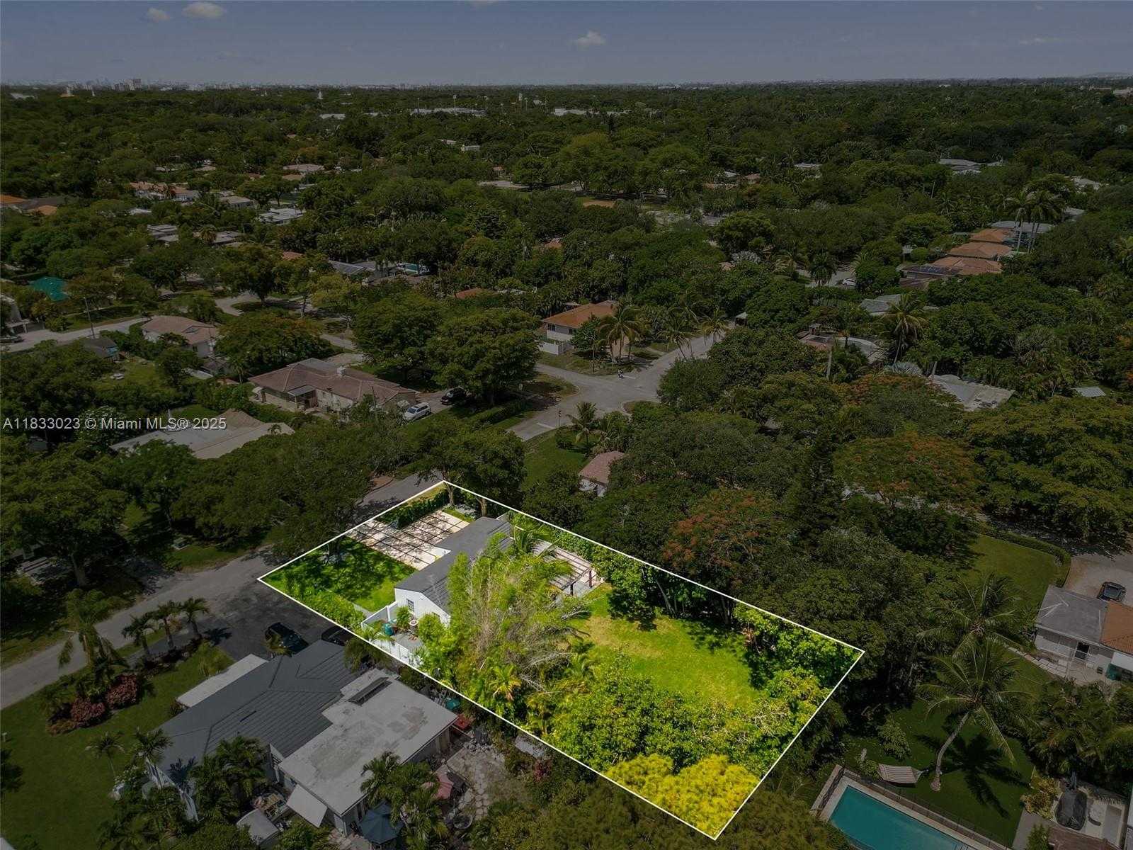 Small Image of 1003 NORTH EAST 115 ST, Biscayne Park Number 34