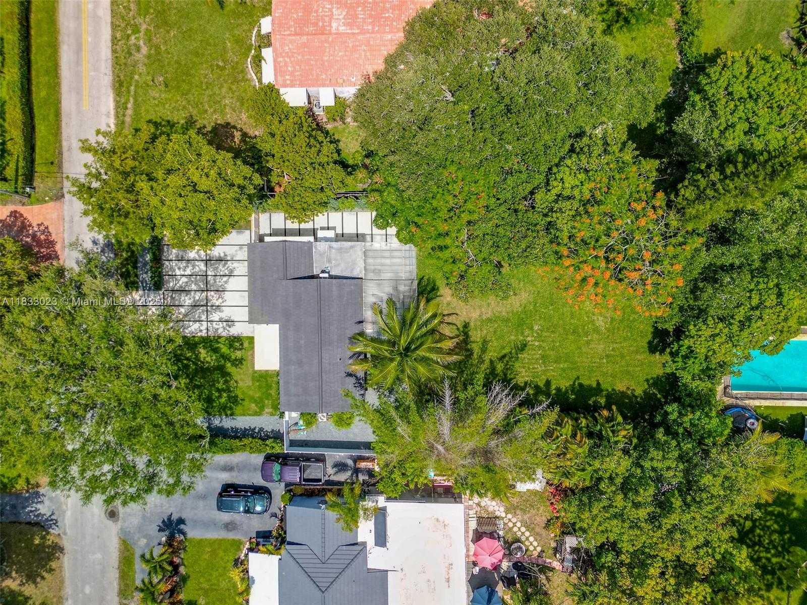Small Image of 1003 NORTH EAST 115 ST, Biscayne Park Number 36